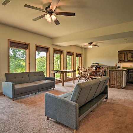 Spacious Log Cabin With Fire Pit And Game Room! Eureka Springs Eksteriør billede