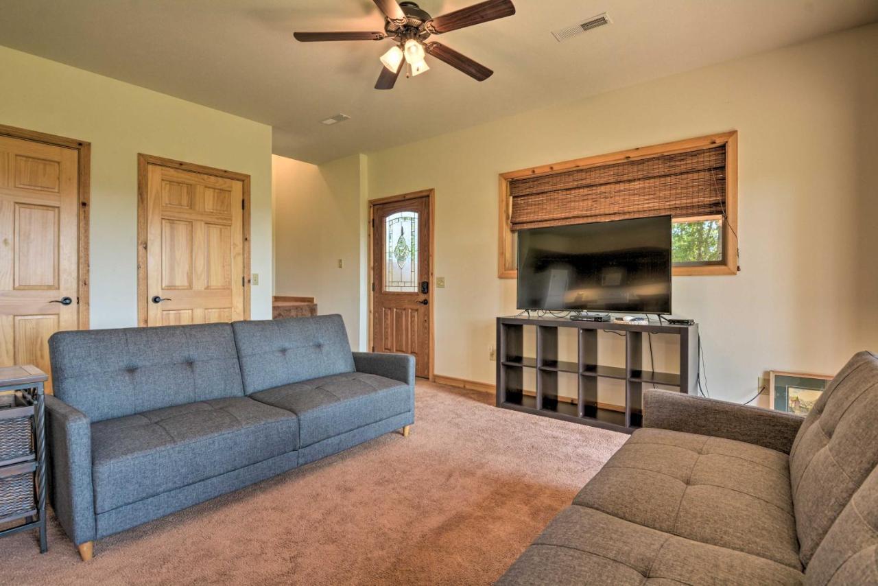 Spacious Log Cabin With Fire Pit And Game Room! Eureka Springs Eksteriør billede