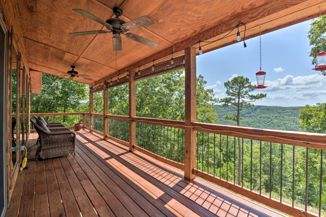 Spacious Log Cabin With Fire Pit And Game Room! Eureka Springs Eksteriør billede