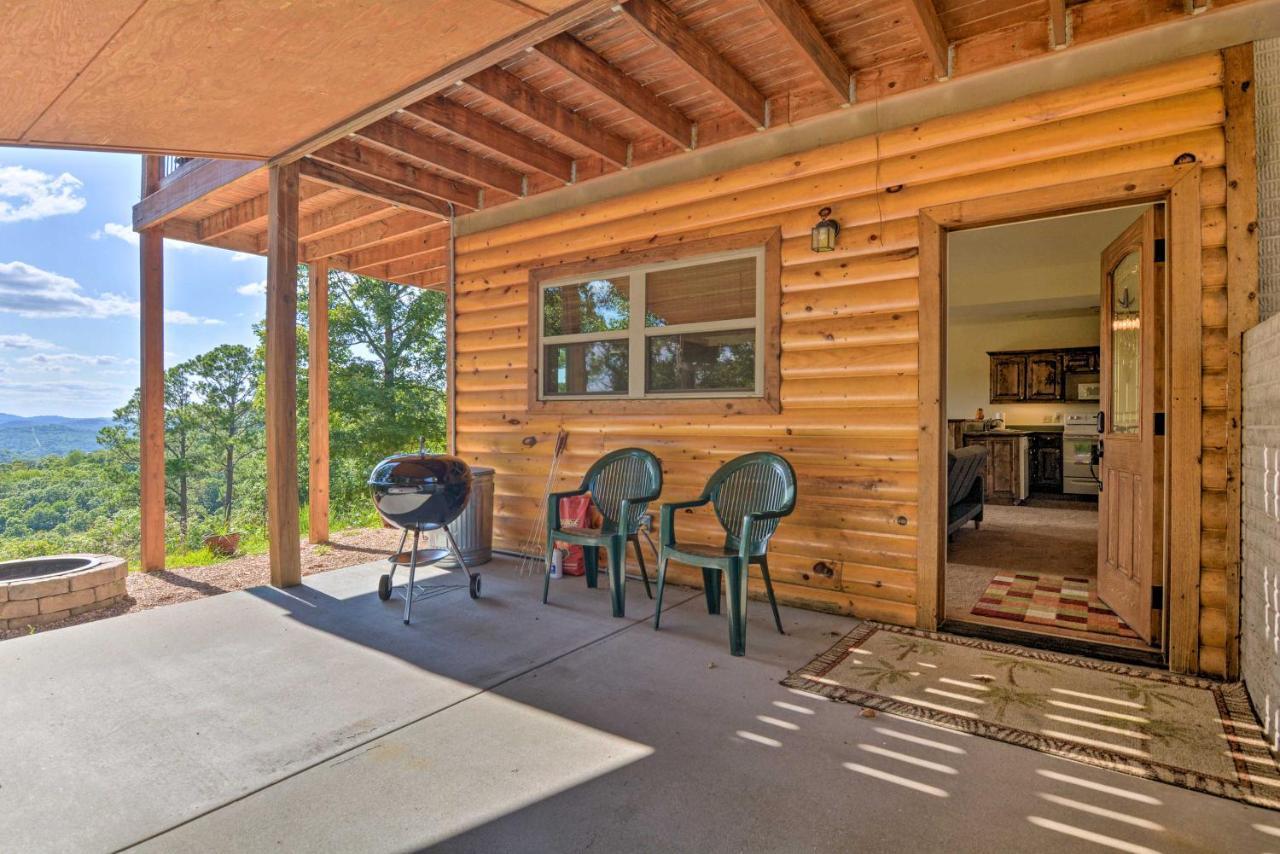 Spacious Log Cabin With Fire Pit And Game Room! Eureka Springs Eksteriør billede